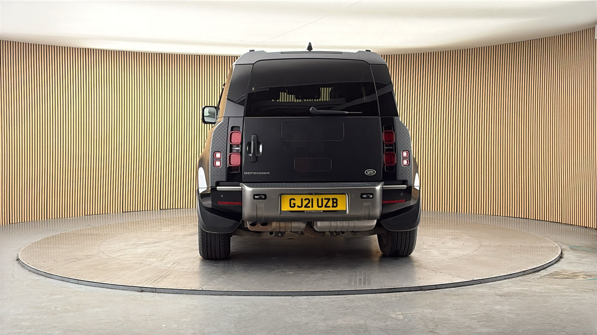 More views of Land Rover Defender 90