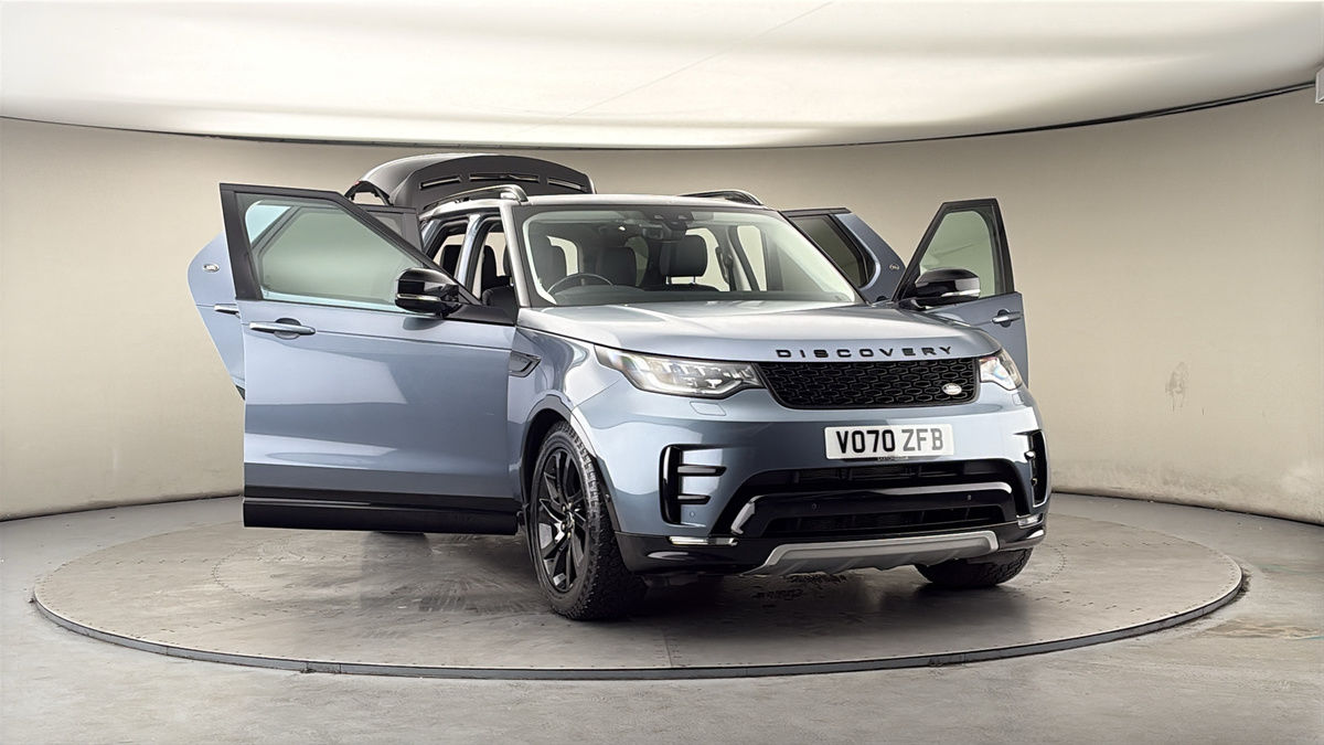 More views of Land Rover Discovery