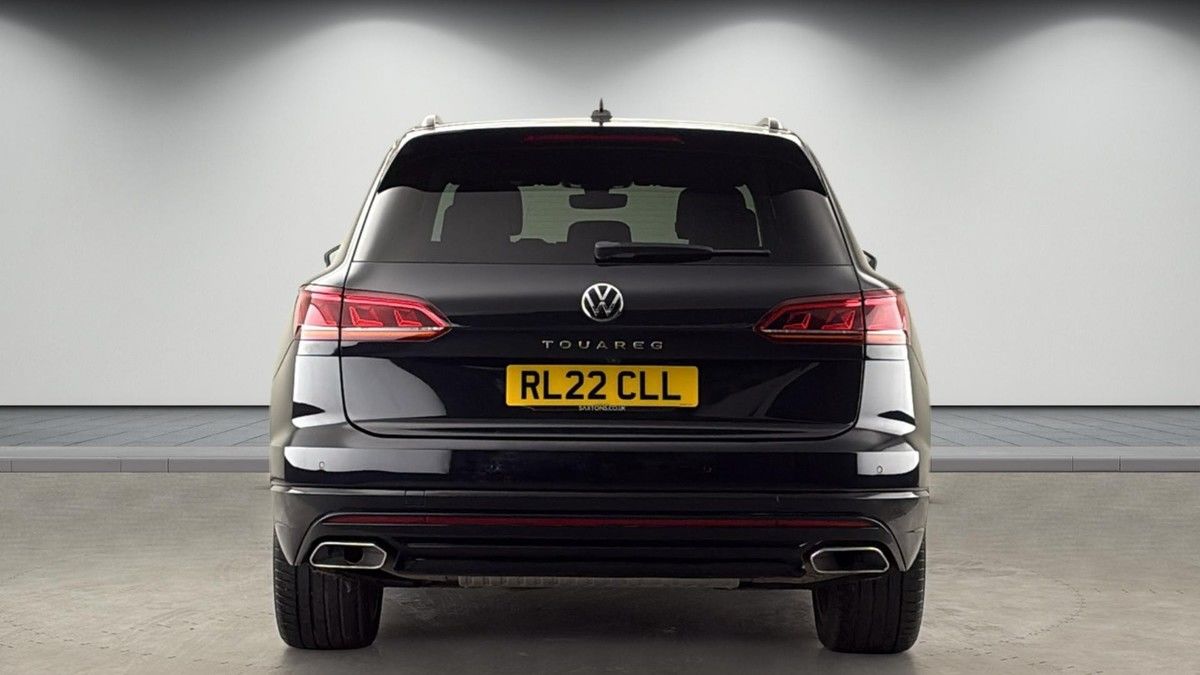 Volkswagen Touareg Image 4