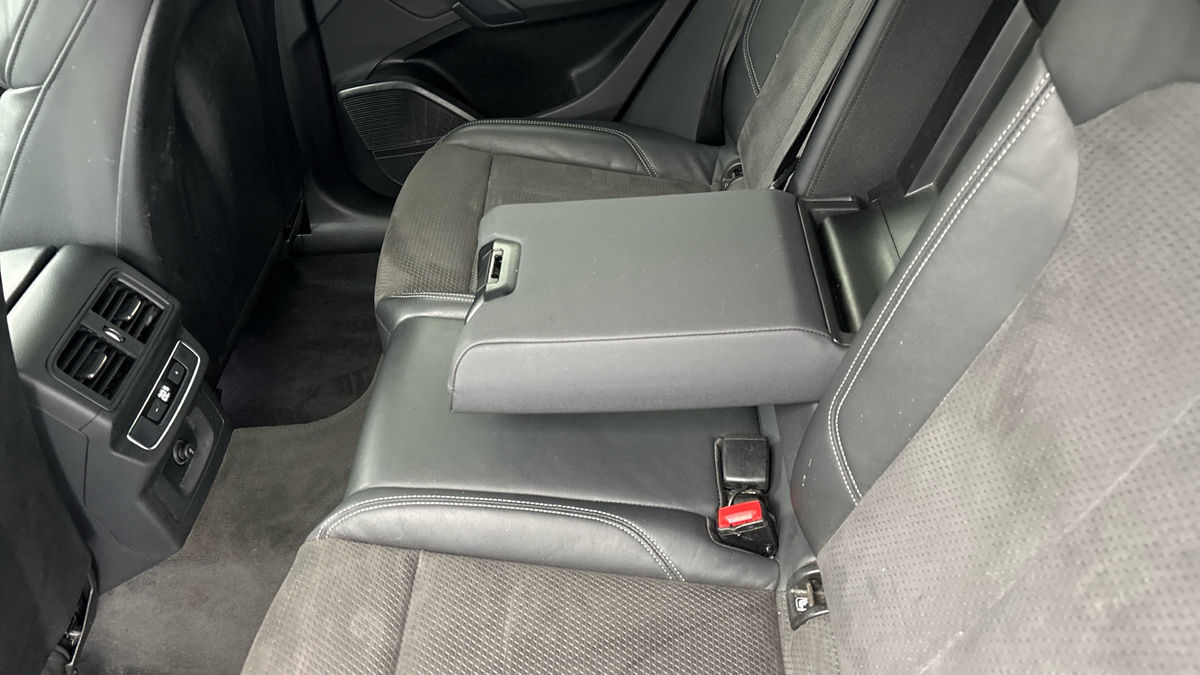Audi Q5 Image 9