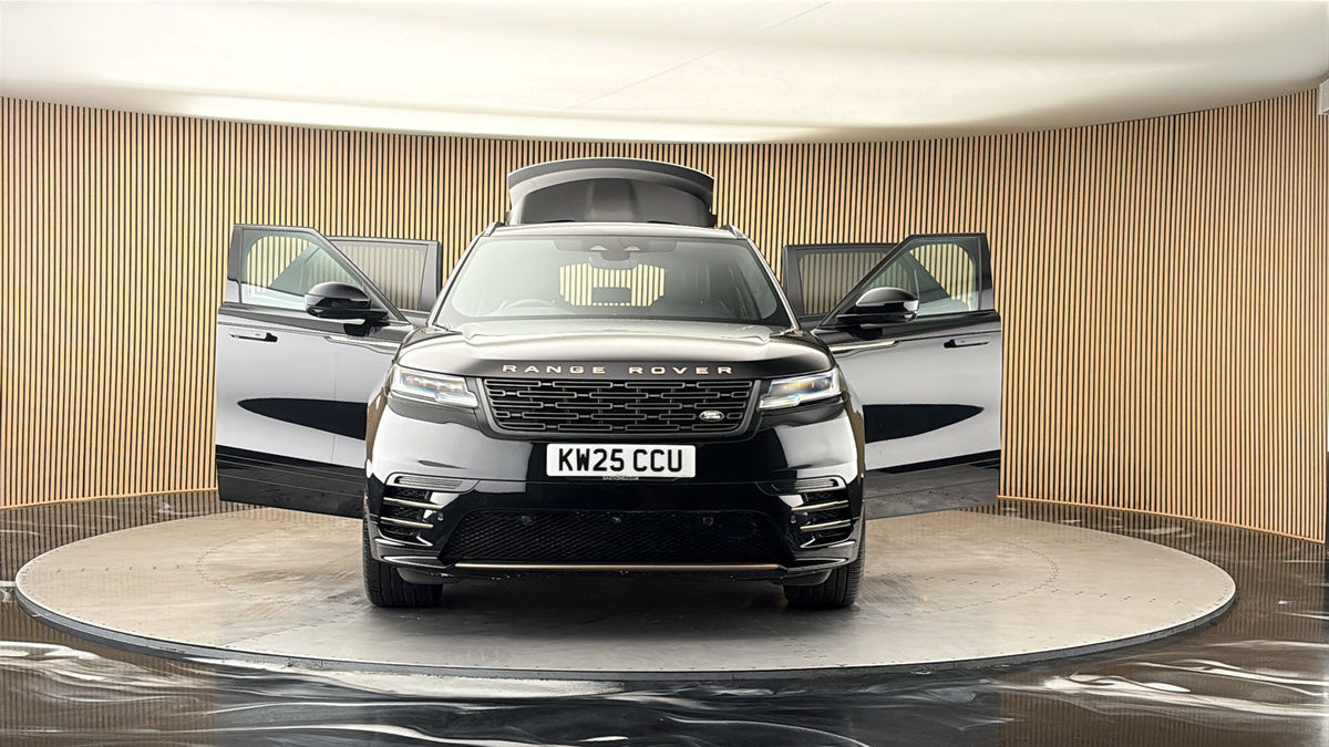 More views of Land Rover Range Rover Velar