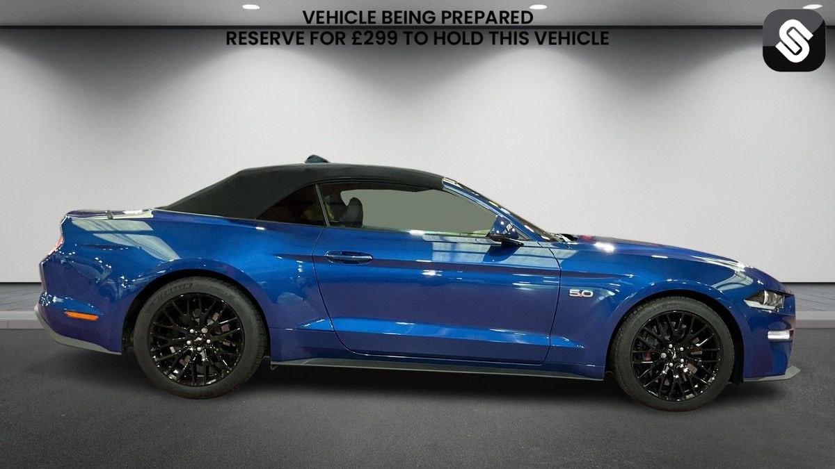 Ford Mustang Image 5