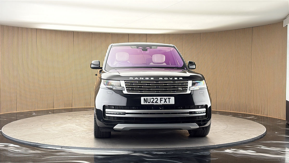 More views of Land Rover Range Rover