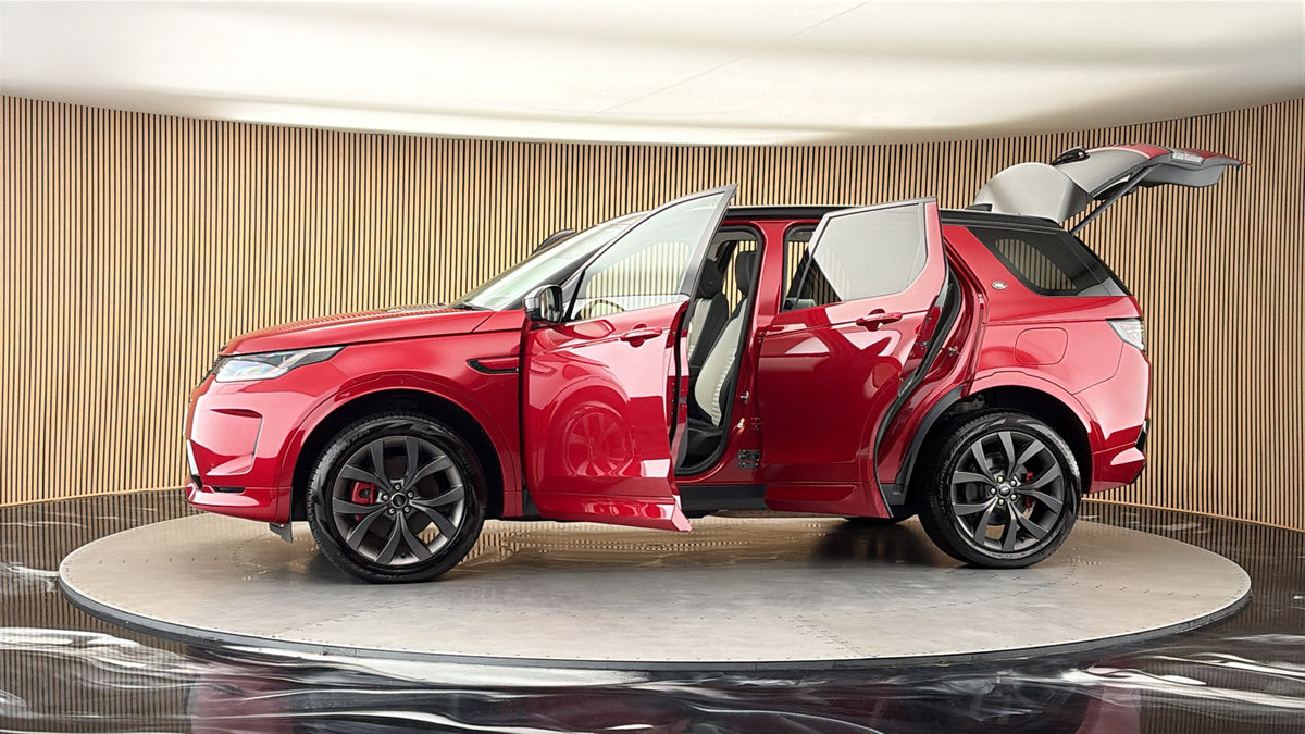 More views of Land Rover Discovery Sport