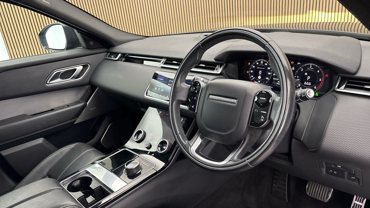 Land Rover Range Rover Velar Image 5