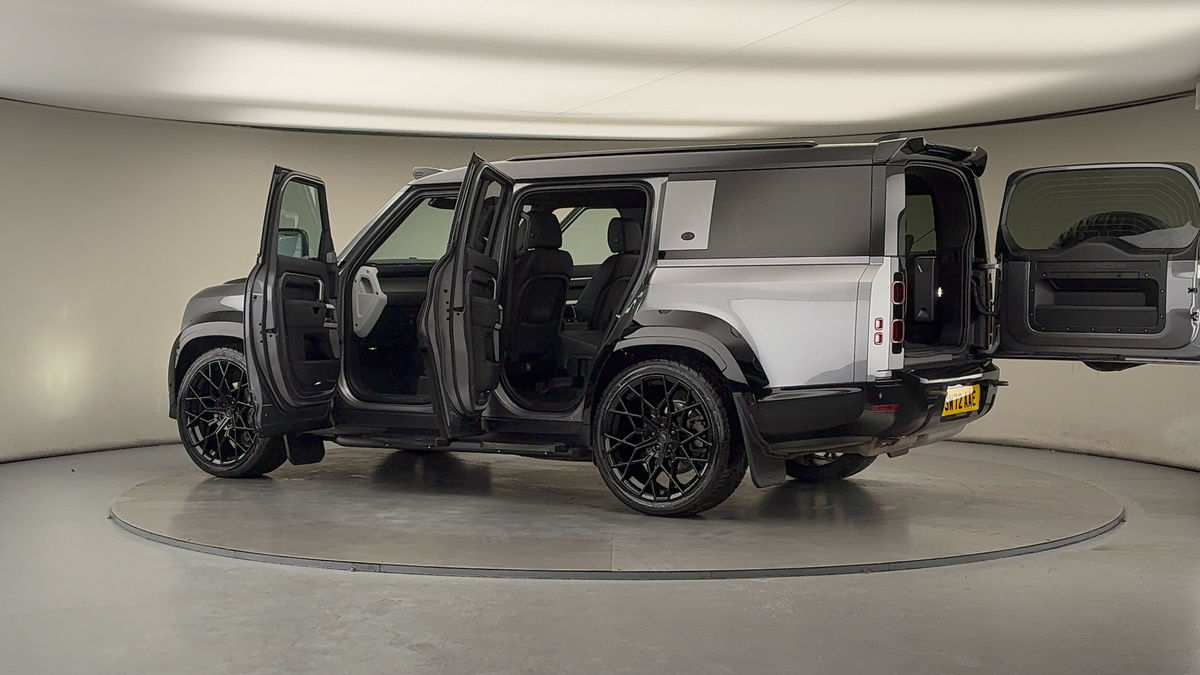 More views of Land Rover Defender 130