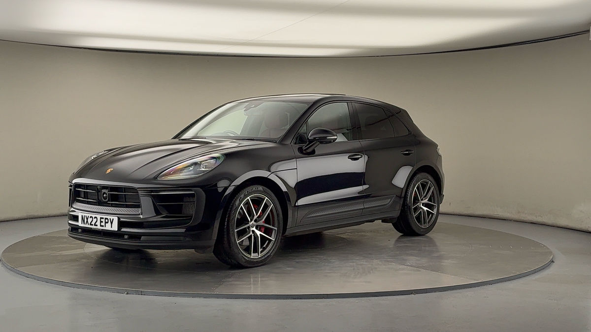 Porsche Macan Image 20