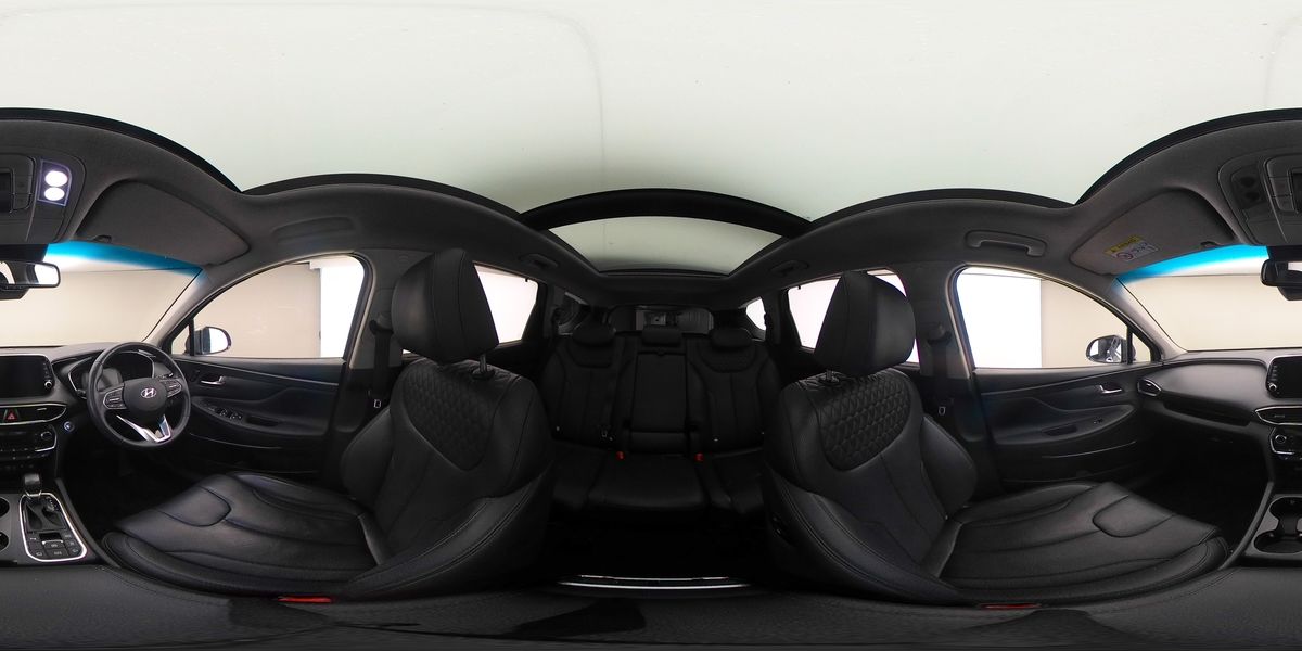 More views of Hyundai Santa Fe