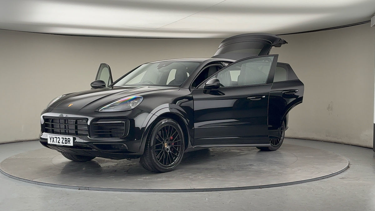 More views of Porsche Cayenne