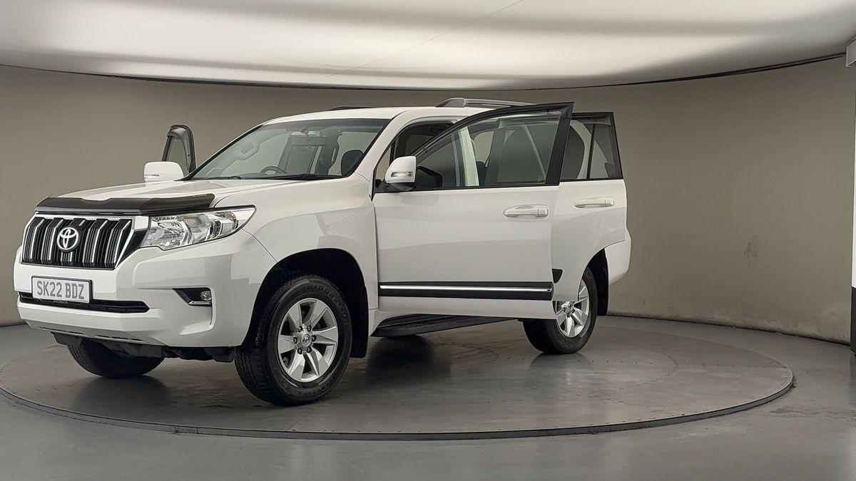 More views of Toyota Land Cruiser