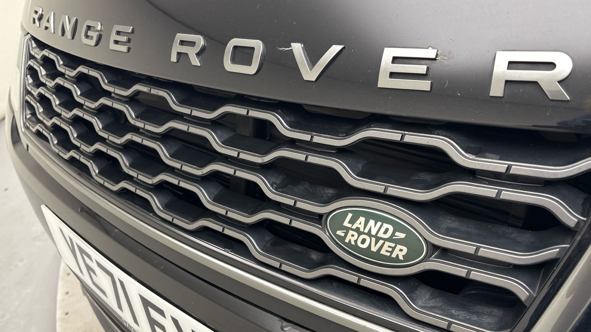 Land Rover Range Rover Sport Image 24