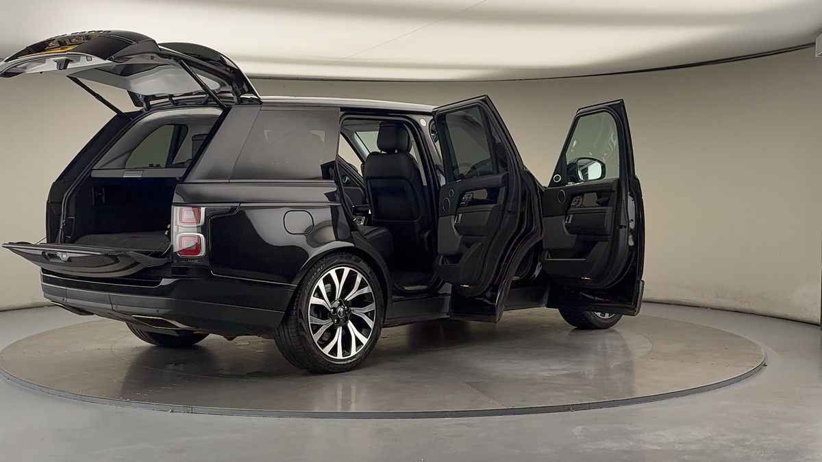 More views of Land Rover Range Rover