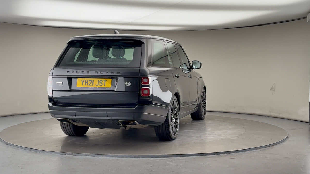 More views of Land Rover Range Rover