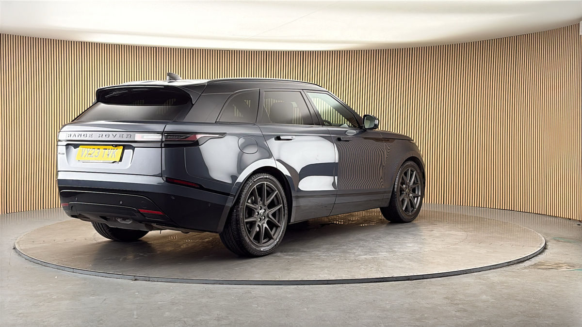 More views of Land Rover Range Rover Velar