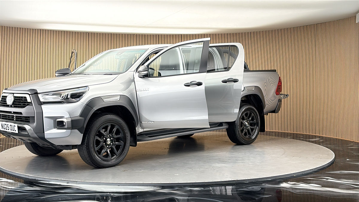 Toyota Hilux Image 22