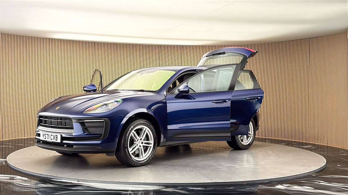 Porsche Macan Image 22