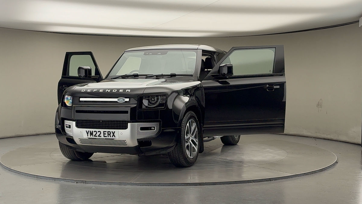 More views of Land Rover Defender 90