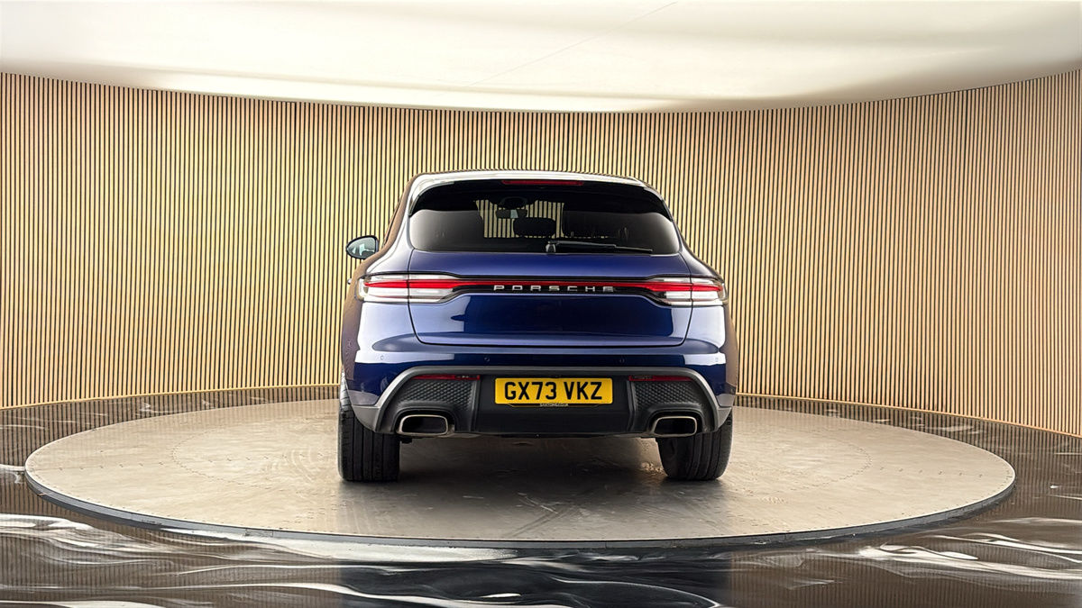 More views of Porsche Macan