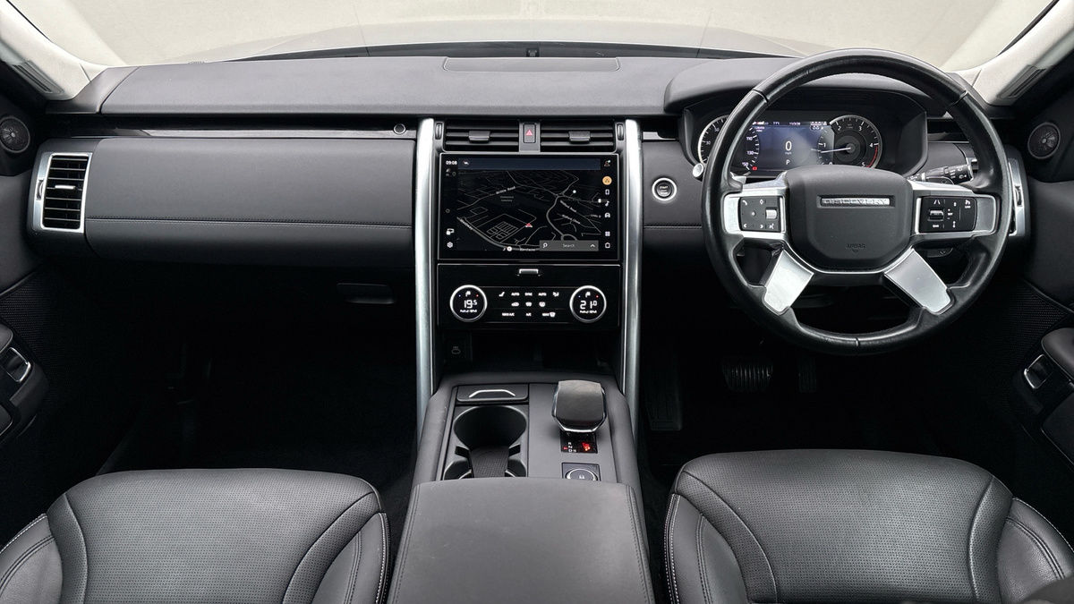 Land Rover Discovery Image 12