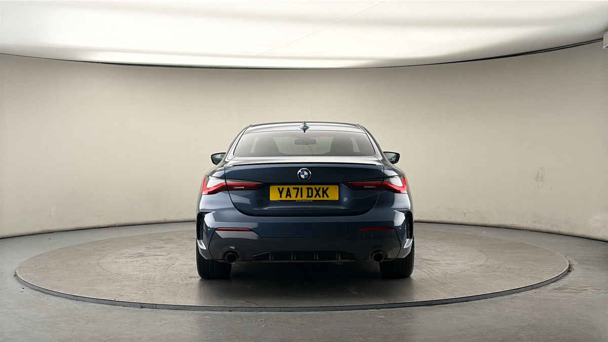 BMW 4 Series Image 4