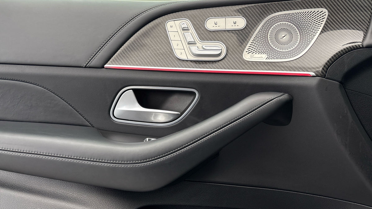 Mercedes-Benz GLE Image 19