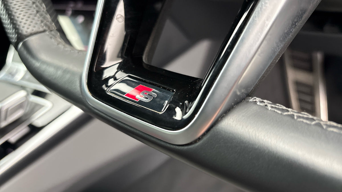 Audi A6 Avant Image 26