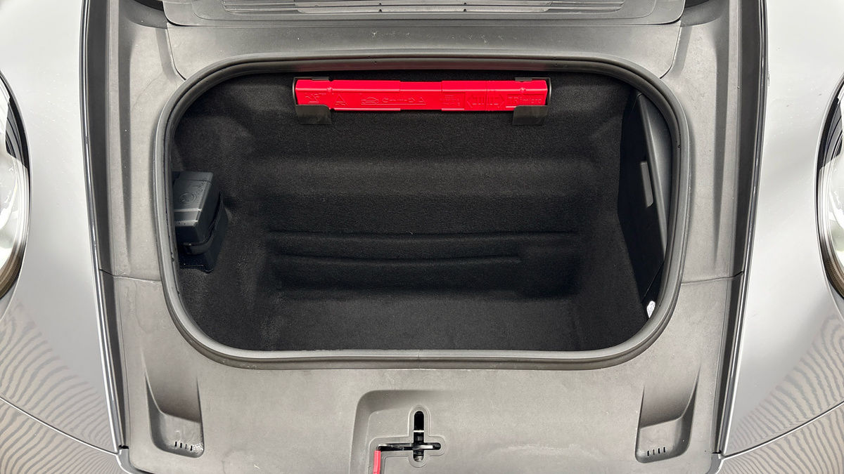 Porsche 911 Image 11