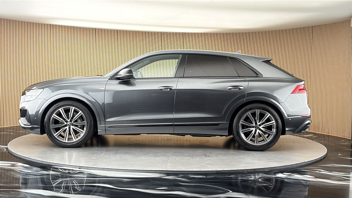 Audi Q8 Image 15