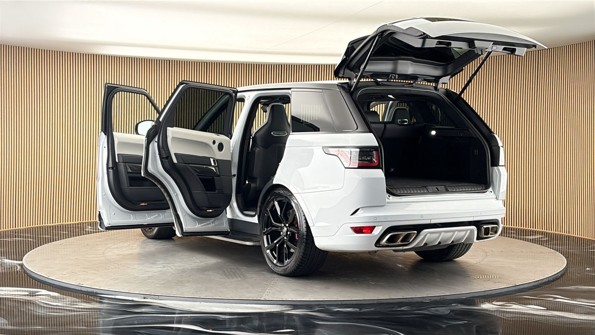 Land Rover Range Rover Sport Image 23