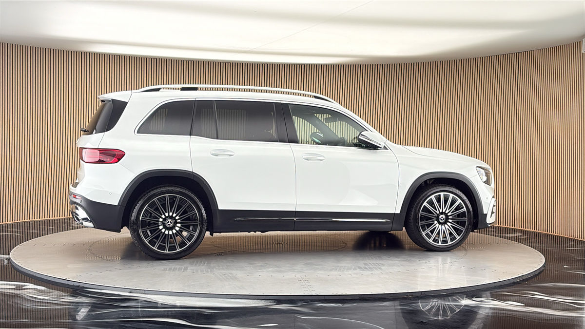 More views of Mercedes-Benz GLB