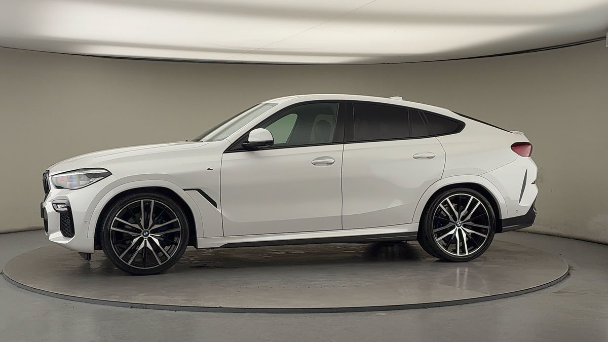 More views of BMW X6