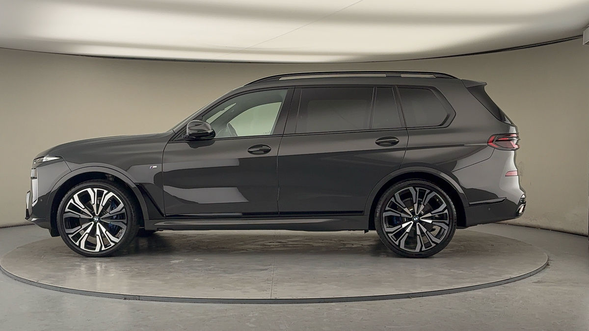 BMW X7 Image 15