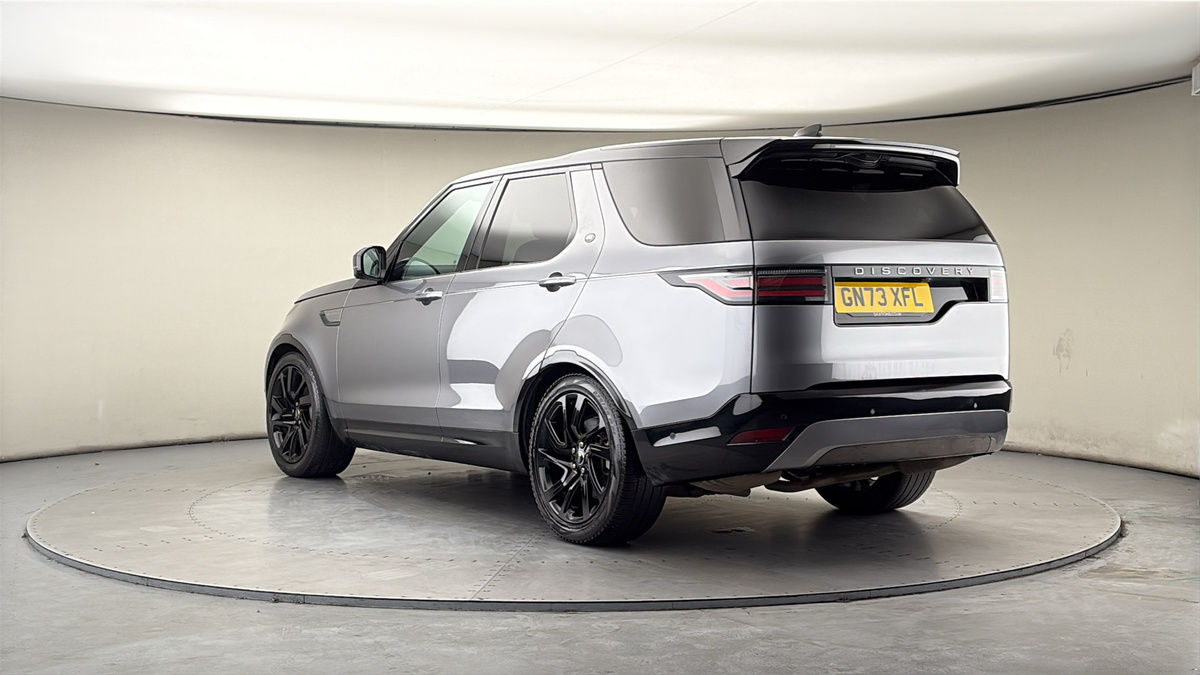 Land Rover Discovery Image 2