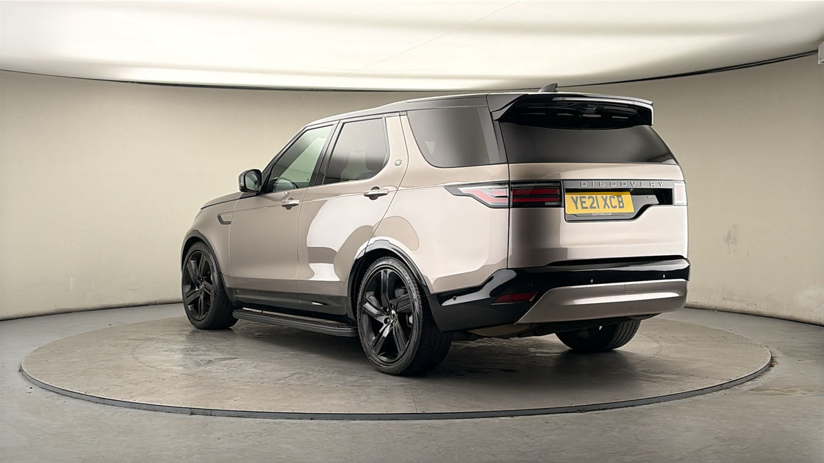 Land Rover Discovery Image 2