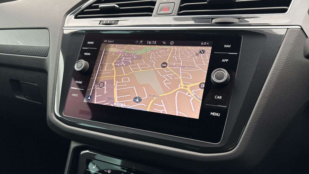 Volkswagen Tiguan Image 17