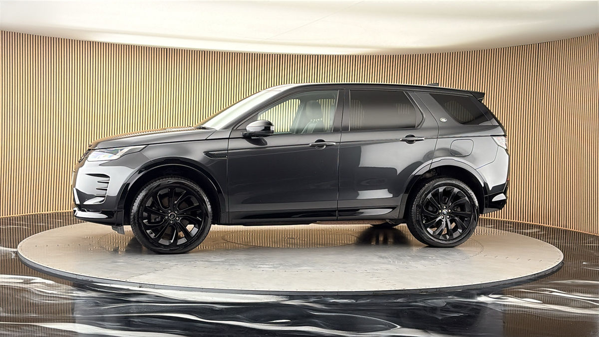 More views of Land Rover Discovery Sport