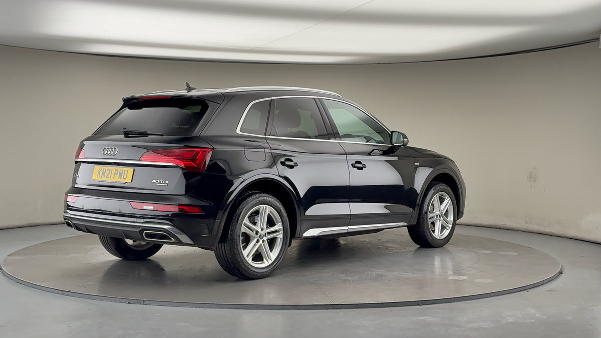 Audi Q5 Image 21