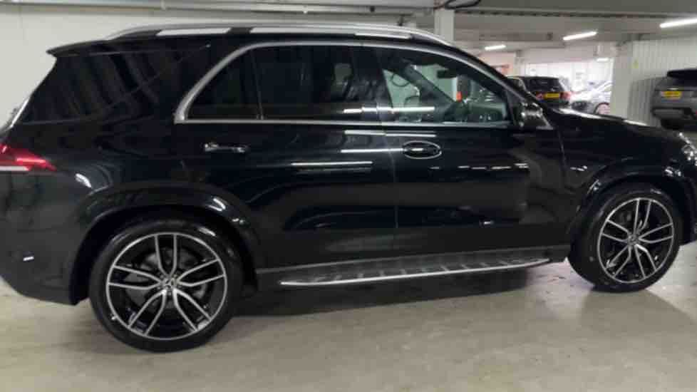 More views of Mercedes-Benz GLE