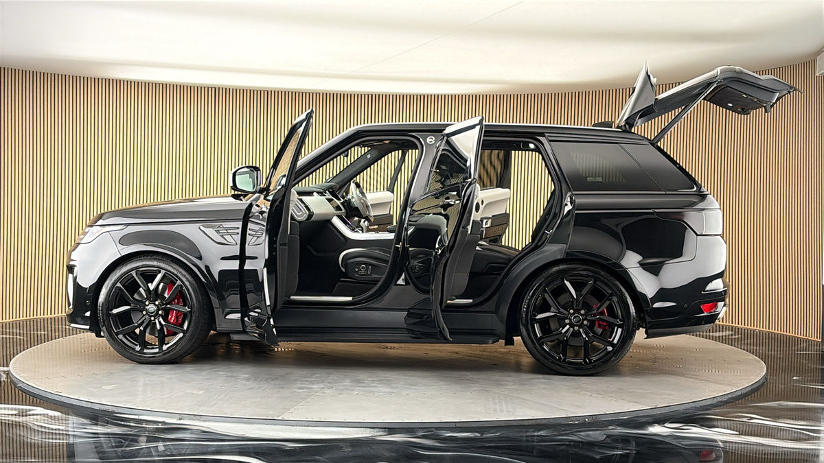 More views of Land Rover Range Rover Sport