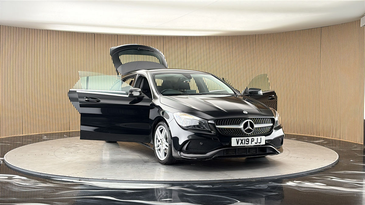 More views of Mercedes-Benz CLA