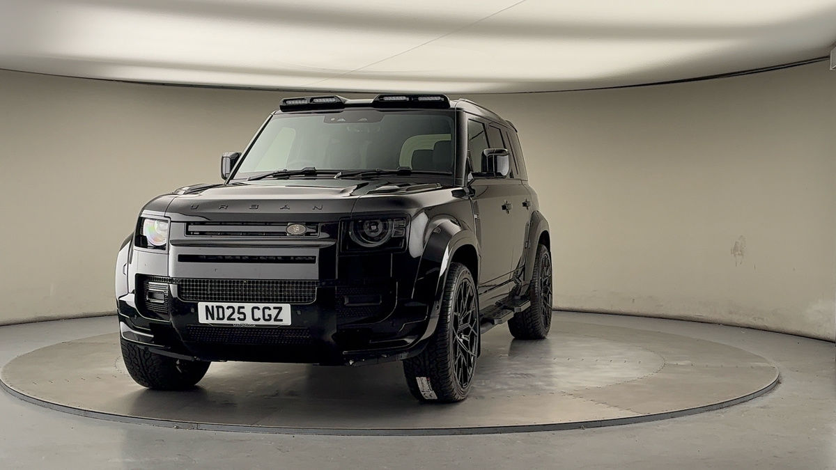 More views of Land Rover Defender 110