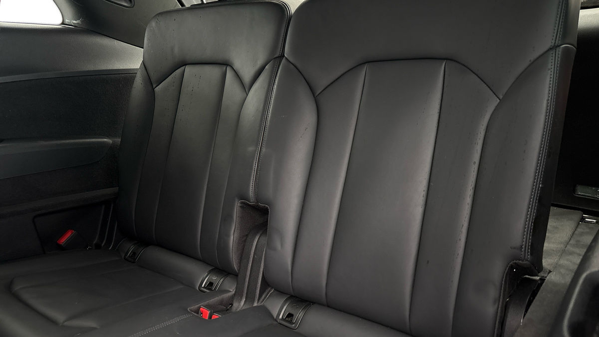 Audi Q7 Image 25