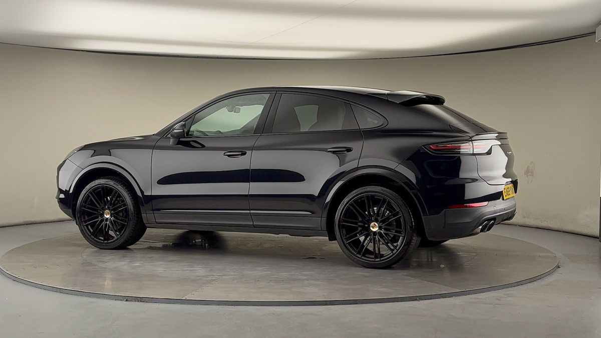 More views of Porsche Cayenne