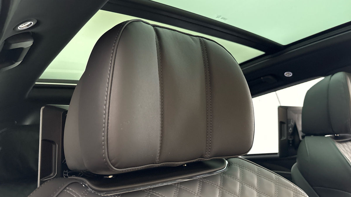 Bentley Bentayga Image 46