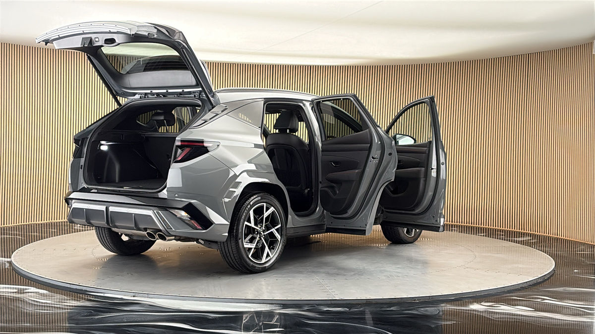 More views of Hyundai TUCSON