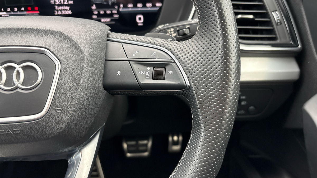 Audi SQ5 Image 14
