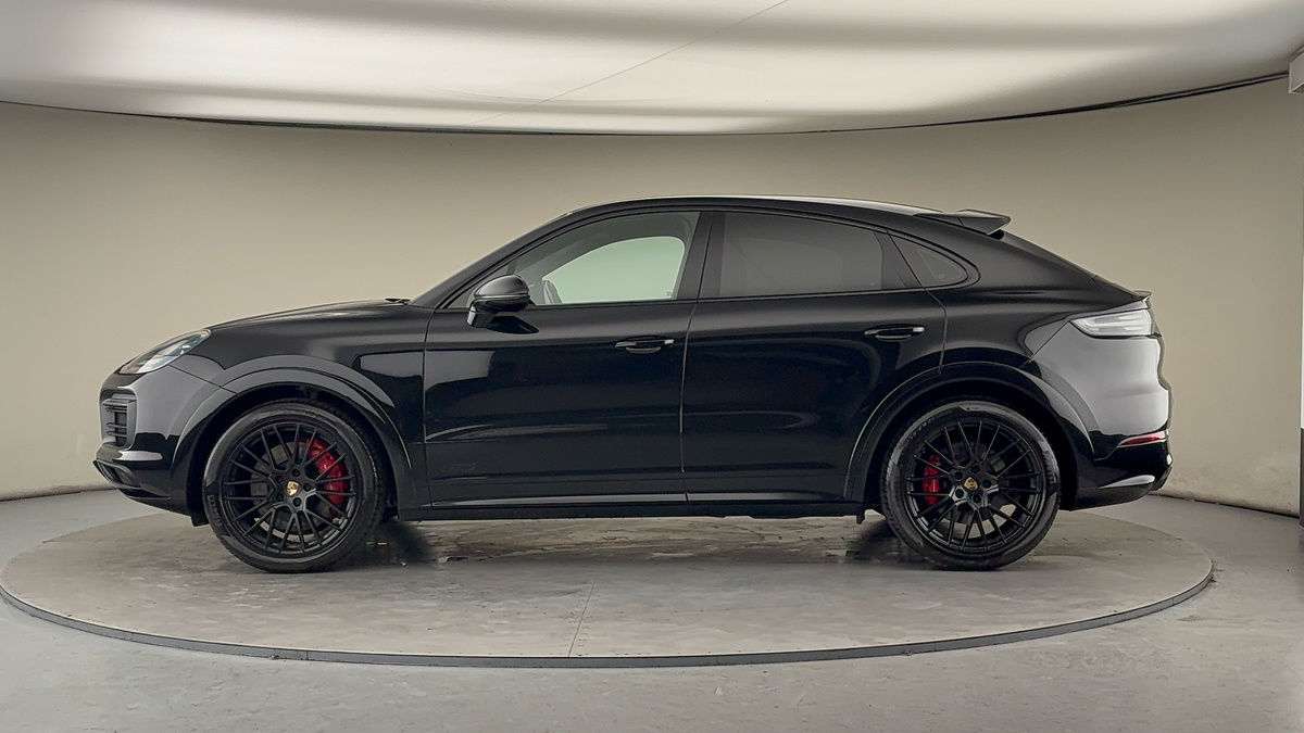 Porsche Cayenne Image 15