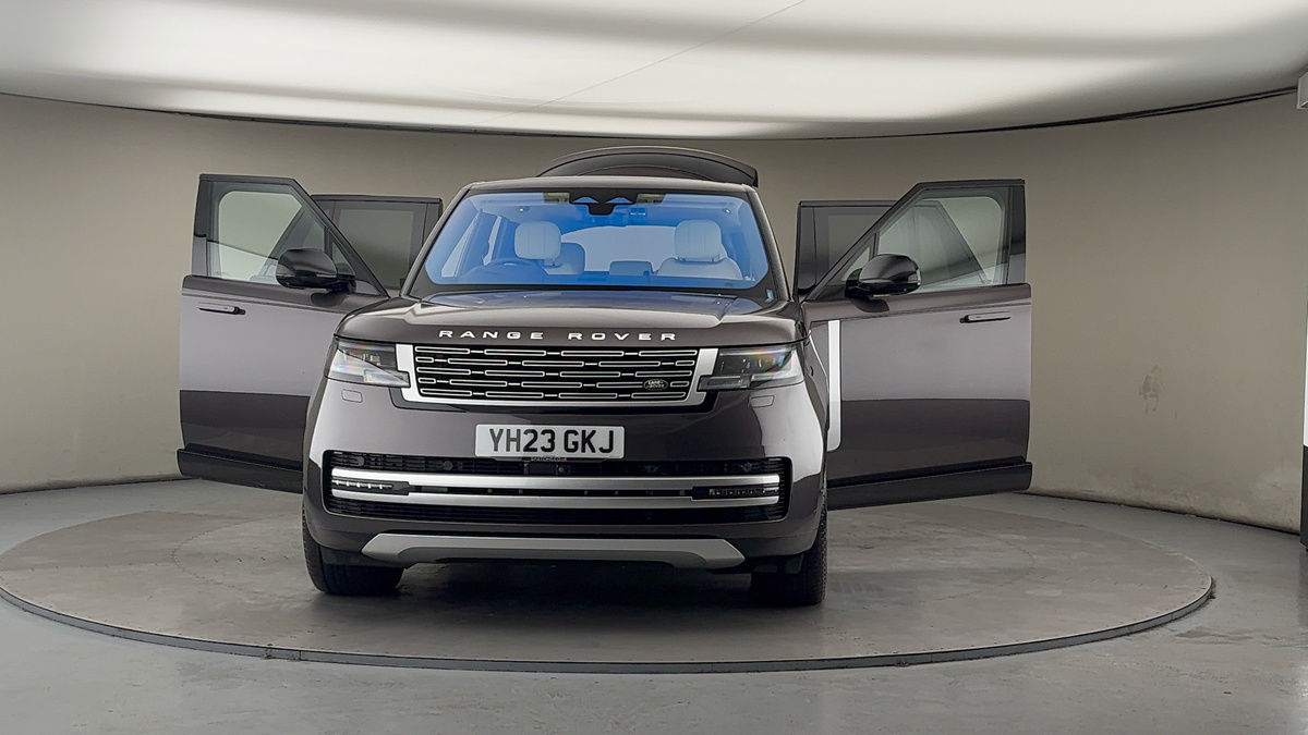 More views of Land Rover Range Rover