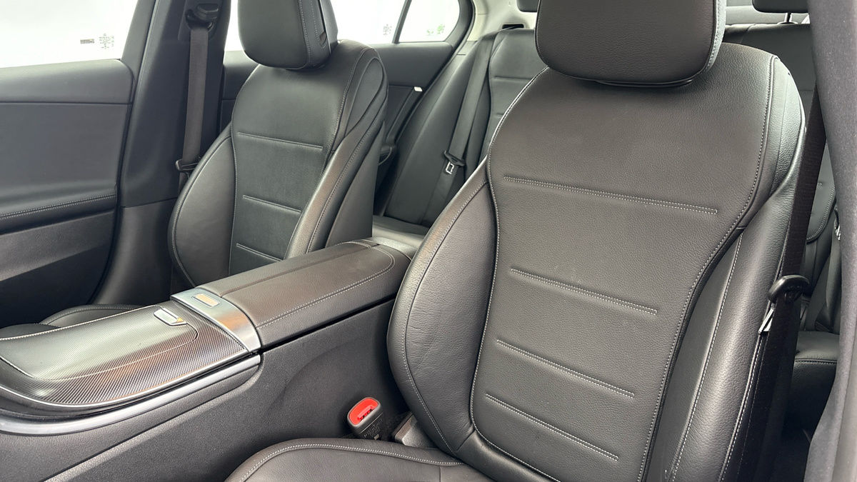 Mercedes-Benz C Class Image 7