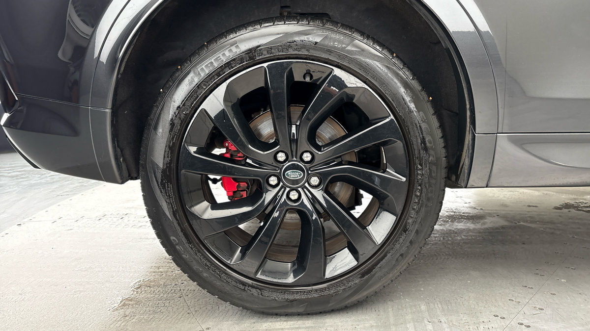 Land Rover Discovery Sport Image 10